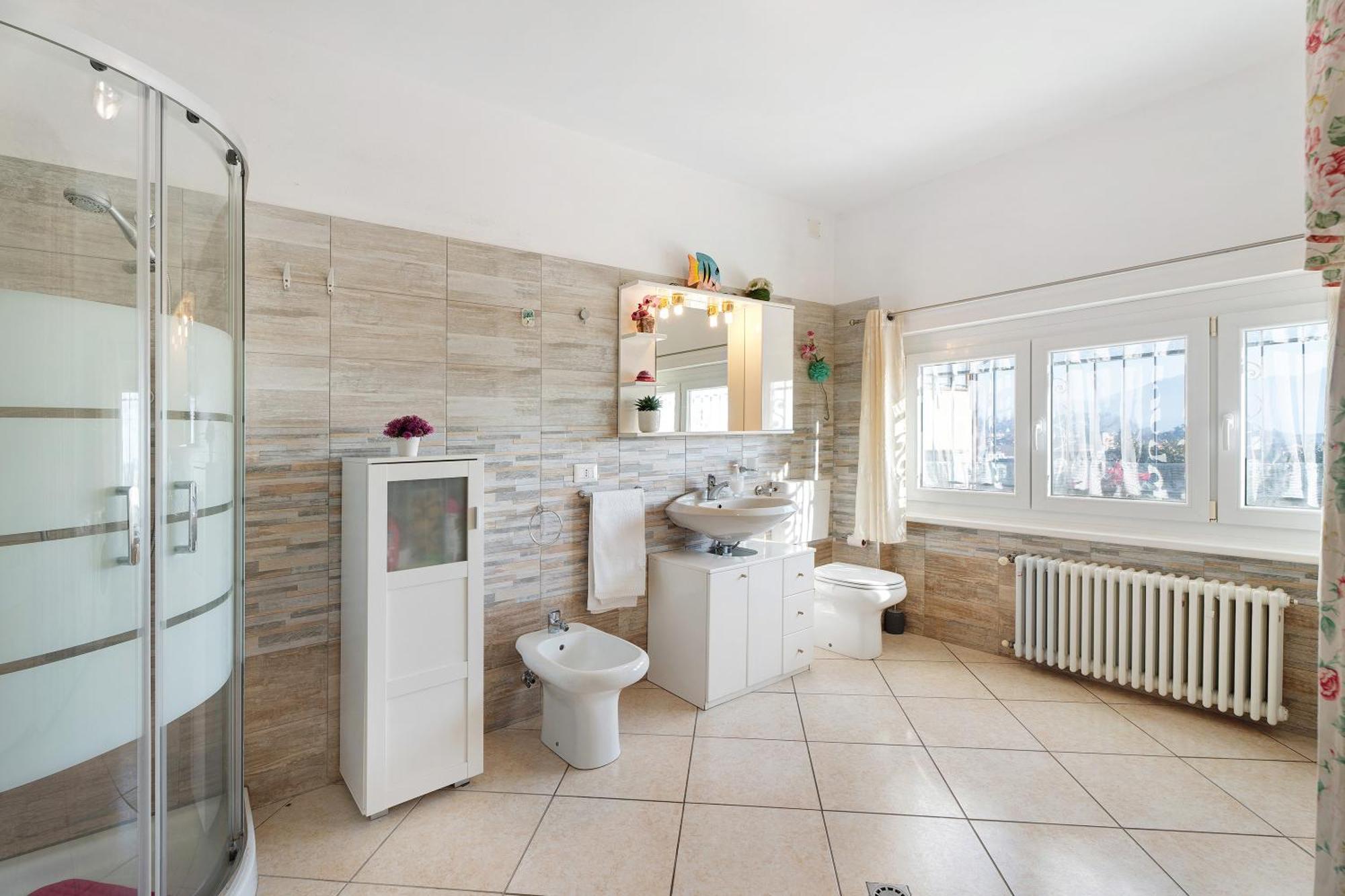 Casa Bella Apartment Интра Екстериор снимка